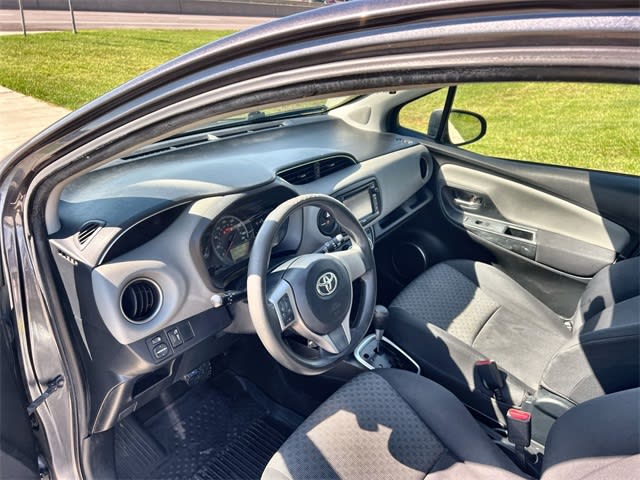 2016 Toyota Yaris LE 2