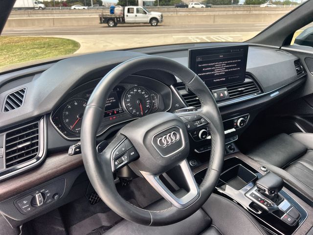 Thumbnail: 2022 Audi Q5 - 2