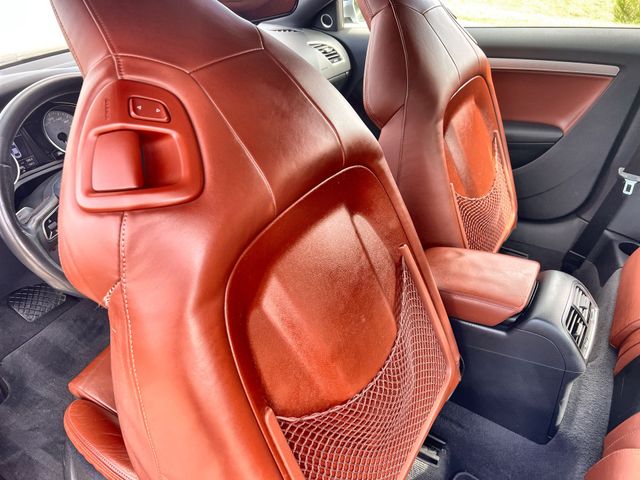 Thumbnail: 2009 Audi S5 - 22