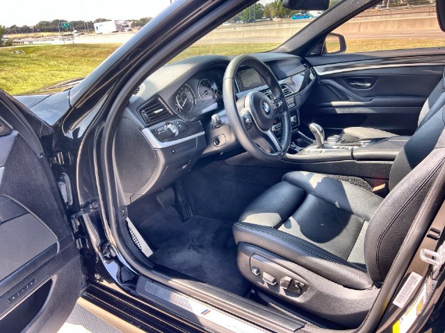 Thumbnail: 2014 BMW 5 Series - 11