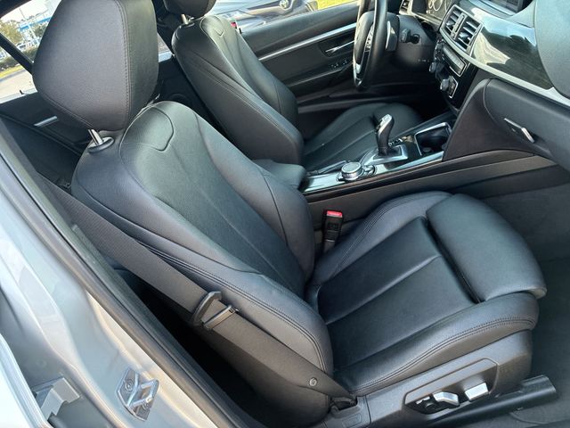 Thumbnail: 2016 BMW 3 Series - 12