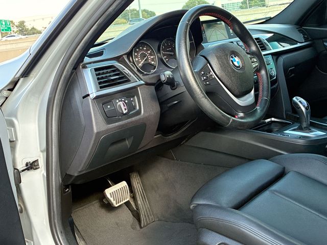 Thumbnail: 2016 BMW 3 Series - 2