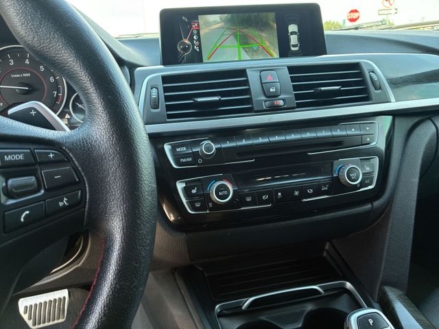 Thumbnail: 2016 BMW 3 Series - 15