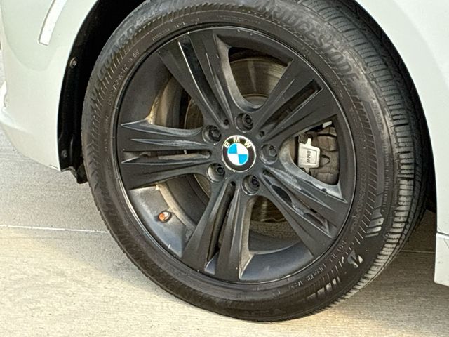 Thumbnail: 2016 BMW 3 Series - 8