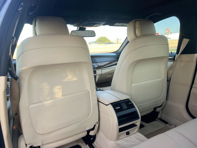Thumbnail: 2013 BMW 5 Series - 21