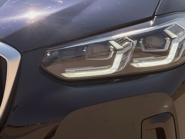 Thumbnail: 2022 BMW X3 - 24