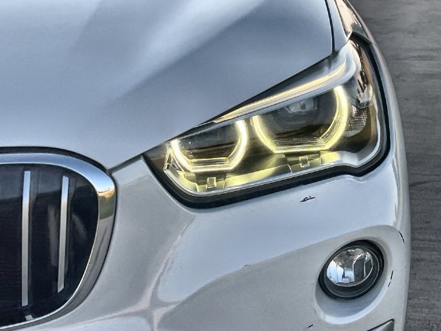 Thumbnail: 2016 BMW X1 - 24