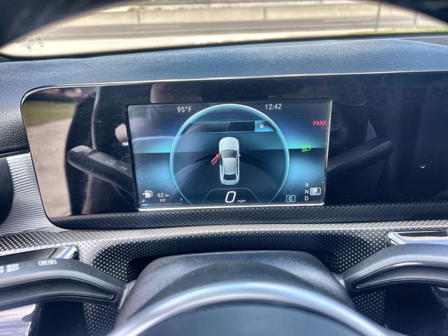 Thumbnail: 2019 Mercedes-Benz A-Class - 17