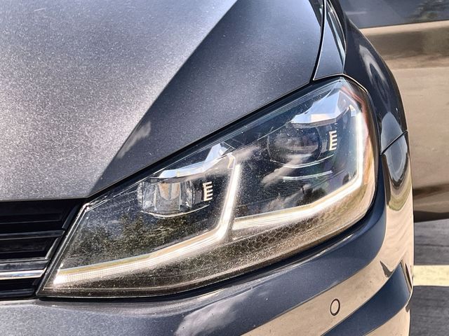 Thumbnail: 2019 Volkswagen Golf - 24