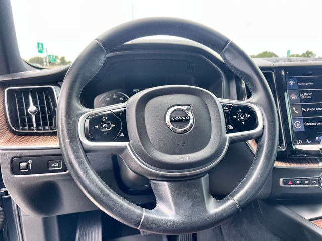 Thumbnail: 2021 Volvo XC60 - 10