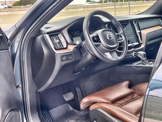 Thumbnail: 2021 Volvo XC60 - 11