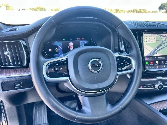 Thumbnail: 2024 Volvo XC60 - 10