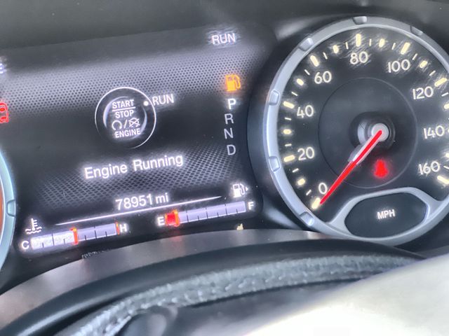 Thumbnail: 2016 Jeep Renegade - 17