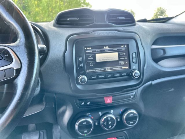 Thumbnail: 2016 Jeep Renegade - 15