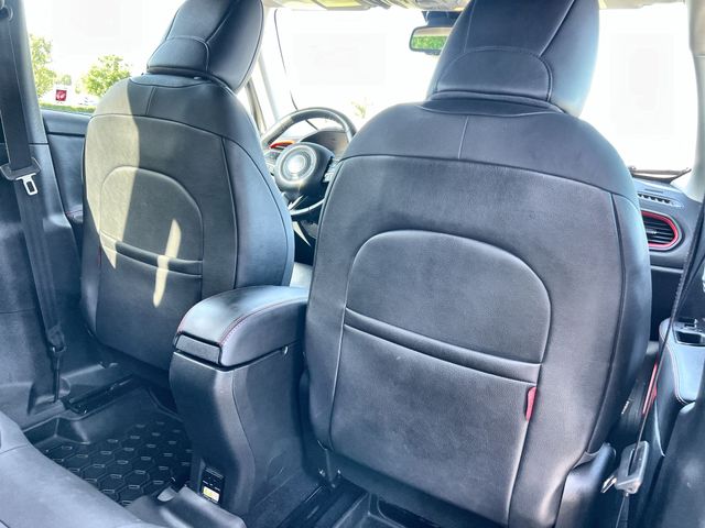 Thumbnail: 2016 Jeep Renegade - 21