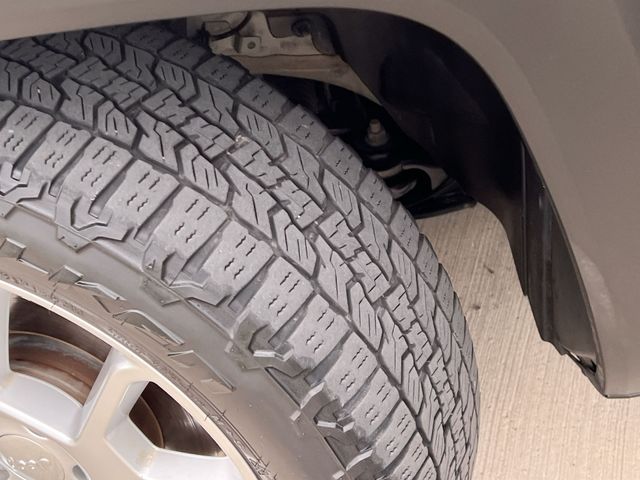 Thumbnail: 2020 Jeep Renegade - 17
