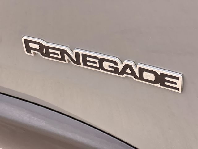 Thumbnail: 2020 Jeep Renegade - 7