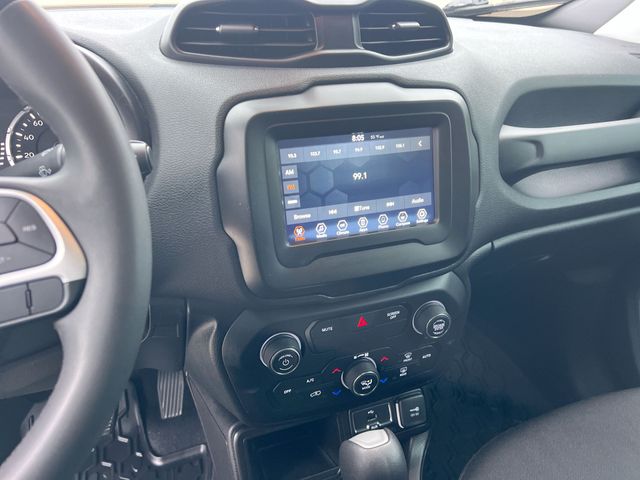 Thumbnail: 2020 Jeep Renegade - 14