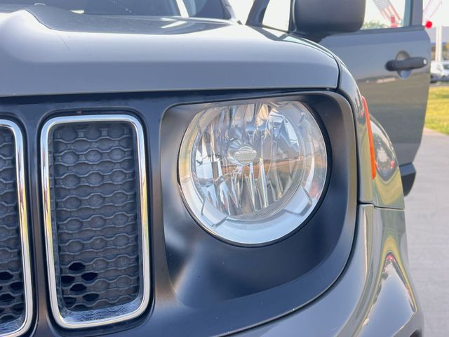Thumbnail: 2021 Jeep Renegade - 24