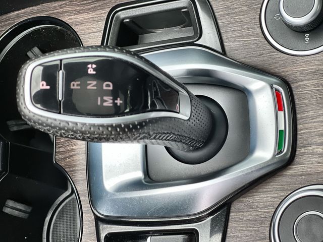 Thumbnail: 2020 Alfa Romeo Giulia - 15