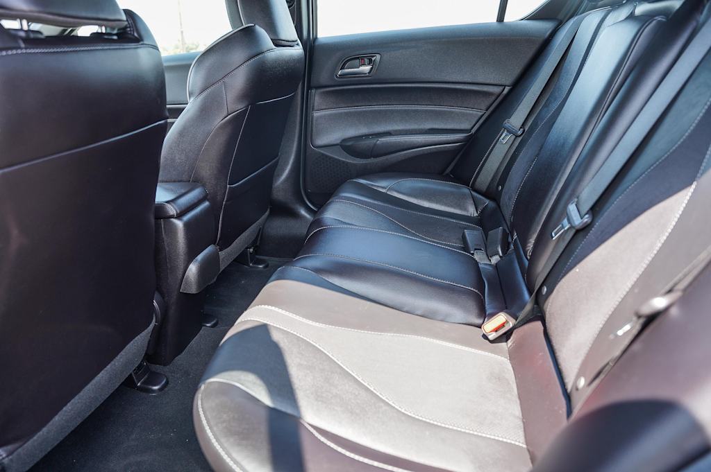 Thumbnail: 2021 Acura ILX - 12