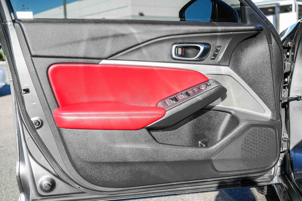 Thumbnail: 2023 Acura Integra - 24