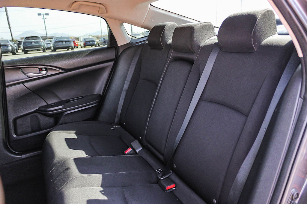 Thumbnail: 2016 Honda Civic - 11