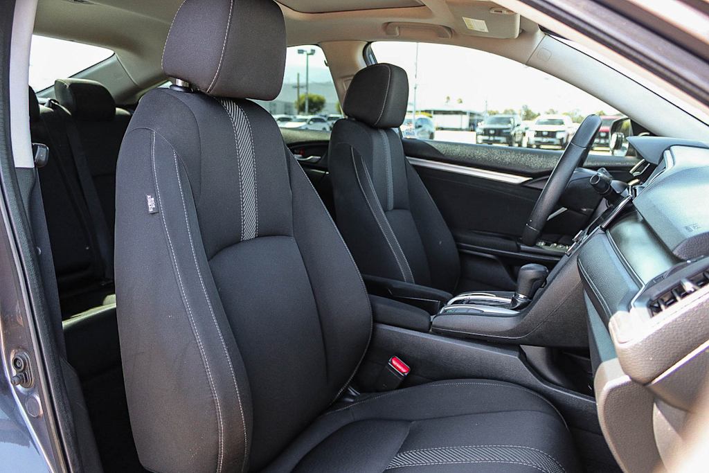 Thumbnail: 2016 Honda Civic - 9