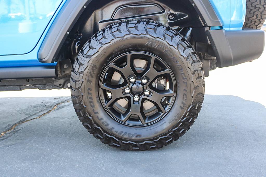 Thumbnail: 2022 Jeep Wrangler - 6