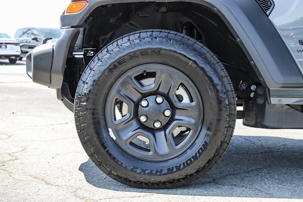 Thumbnail: 2026 Jeep Wrangler - 22