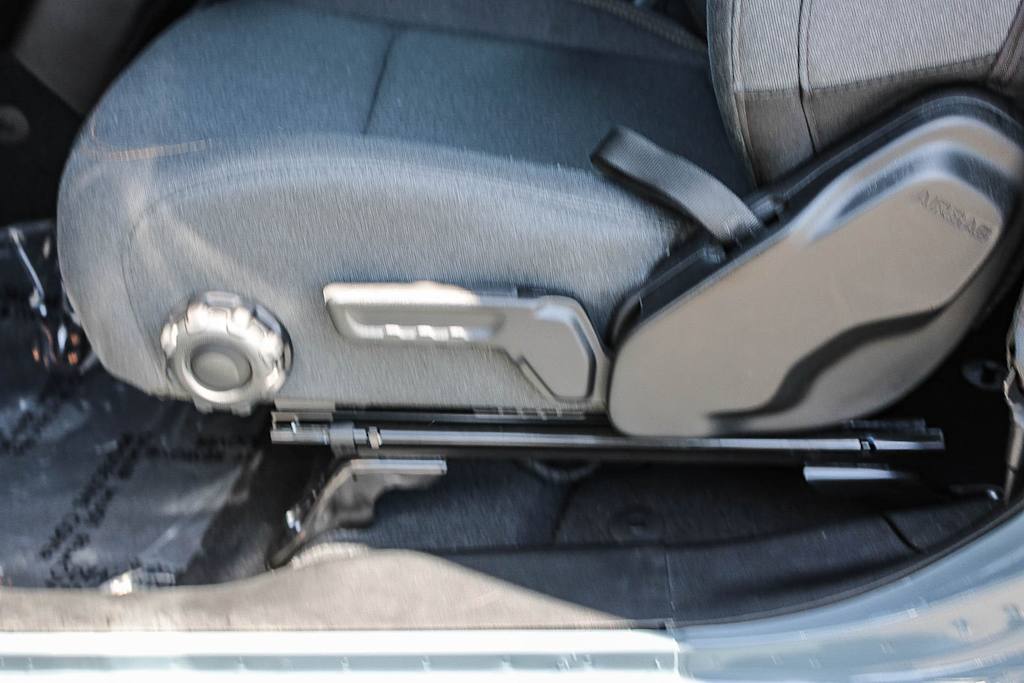 Thumbnail: 2026 Jeep Wrangler - 23