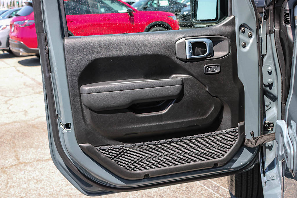 Thumbnail: 2026 Jeep Wrangler - 24