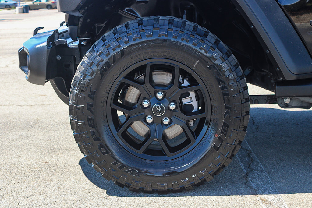 Thumbnail: 2025 Jeep Wrangler - 22