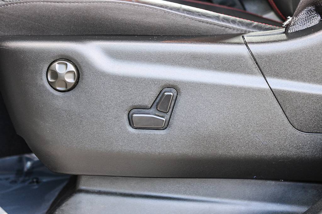 Thumbnail: 2025 Dodge Durango - 24