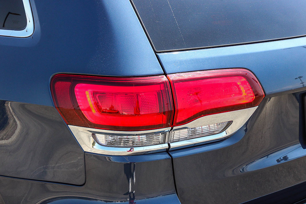 Thumbnail: 2020 Jeep Grand Cherokee - 21