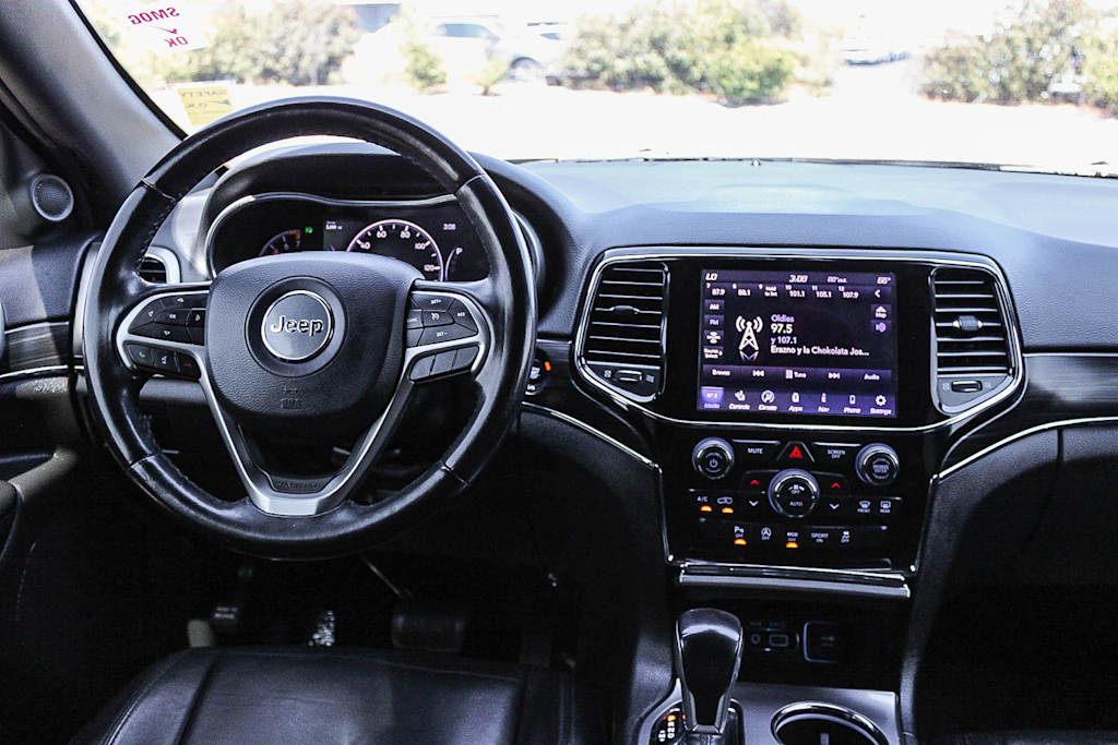 Thumbnail: 2020 Jeep Grand Cherokee - 8