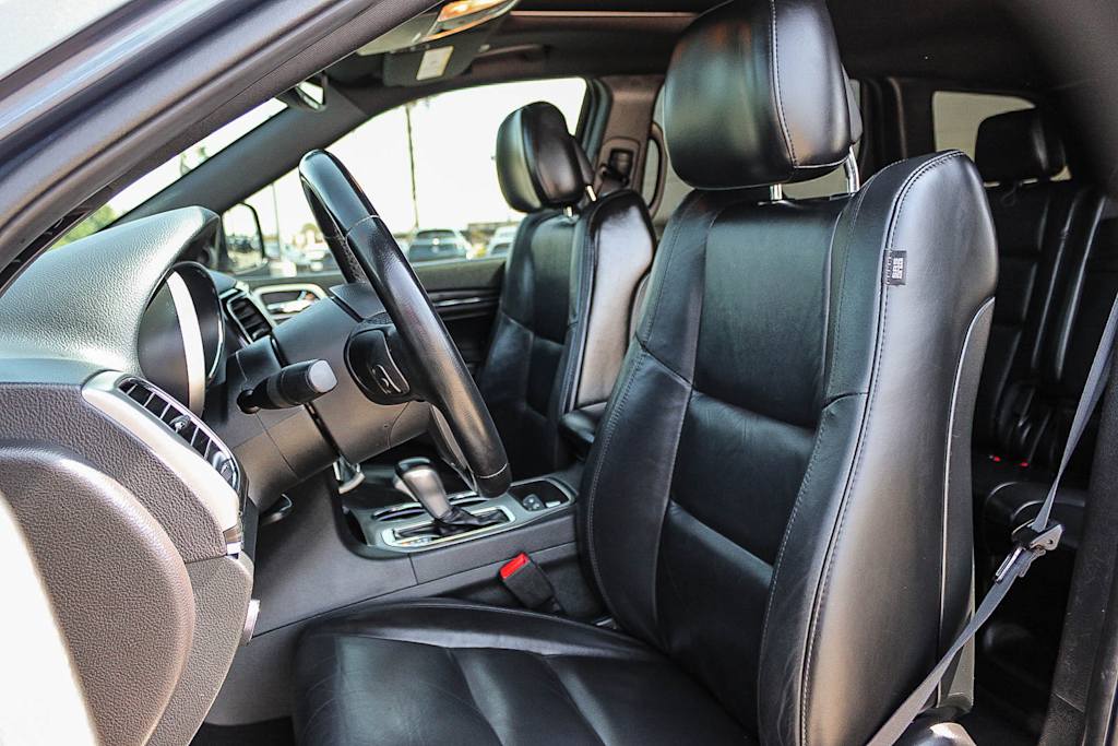 Thumbnail: 2020 Jeep Grand Cherokee - 10