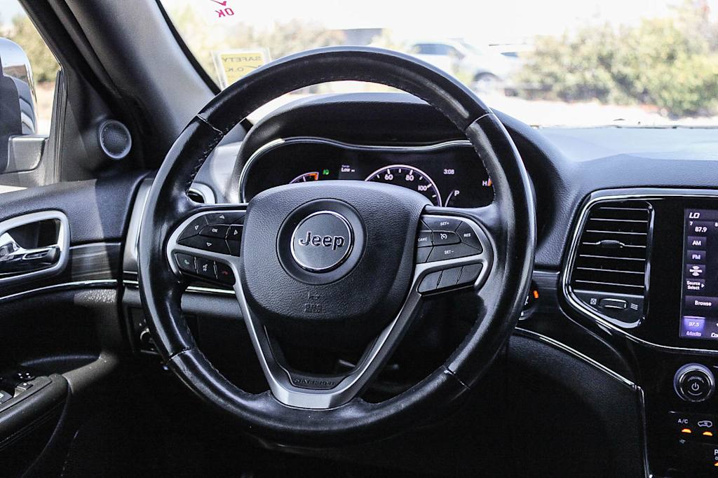 Thumbnail: 2020 Jeep Grand Cherokee - 12