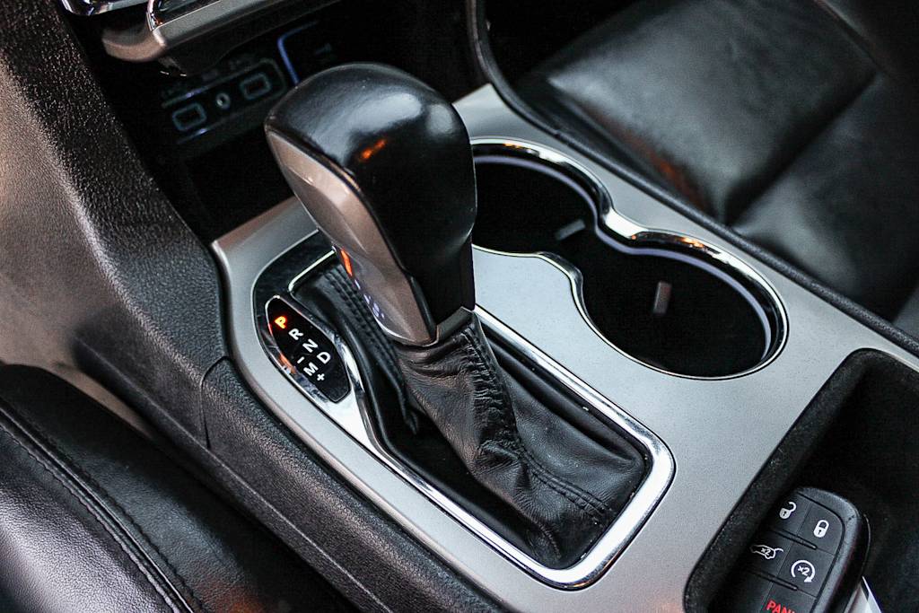 Thumbnail: 2020 Jeep Grand Cherokee - 14