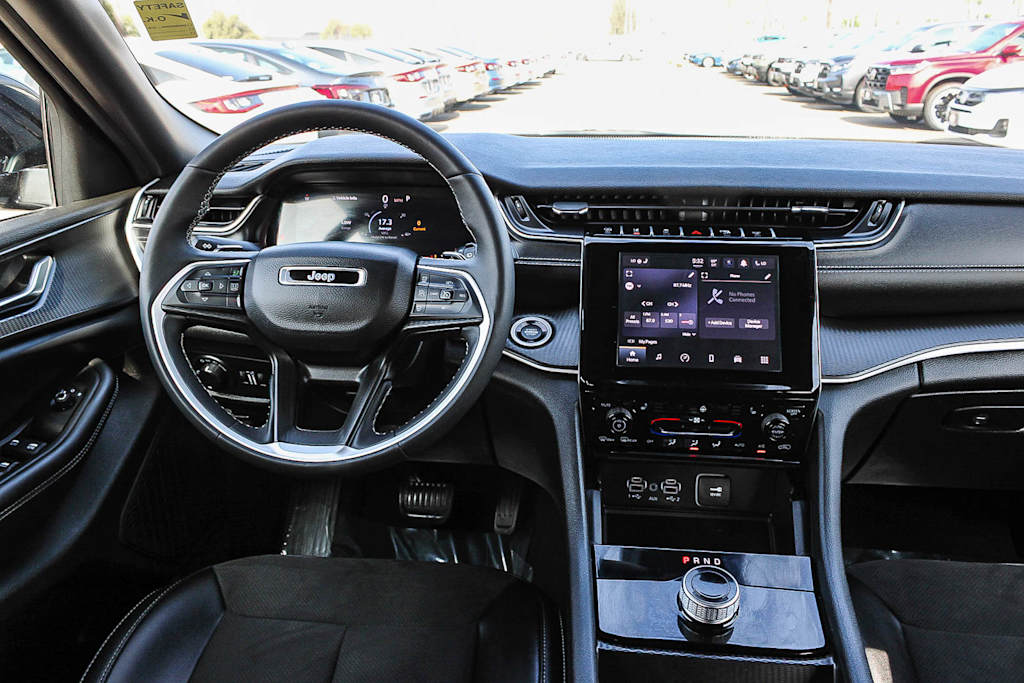 Thumbnail: 2024 Jeep Grand Cherokee - 9