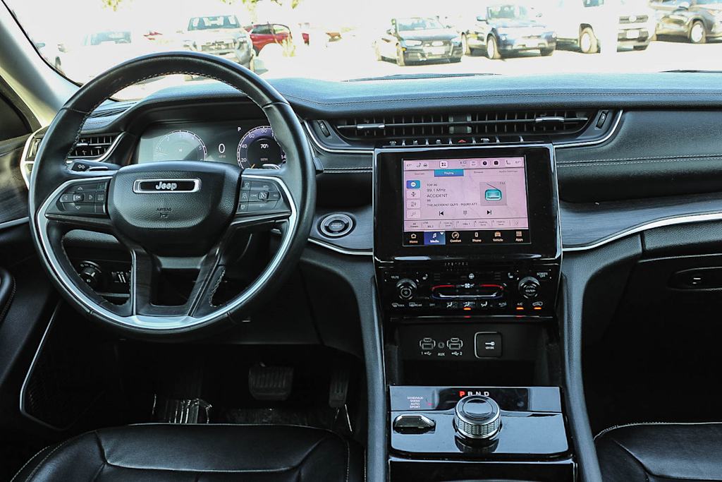 Thumbnail: 2022 Jeep Grand Cherokee L - 9