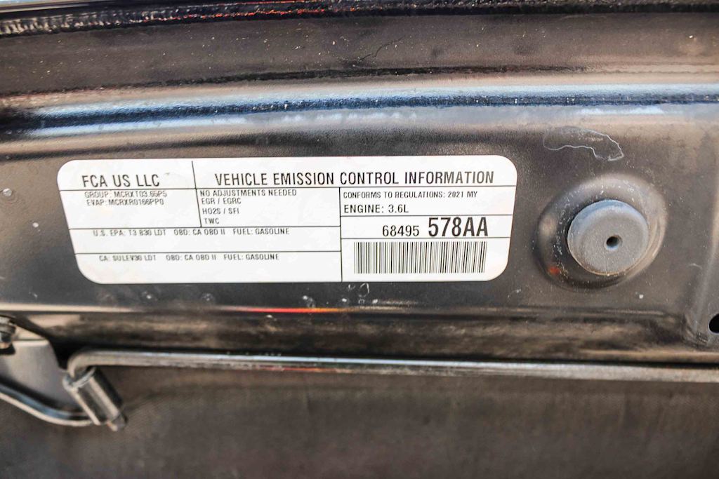 Thumbnail: 2021 Jeep Gladiator - 18