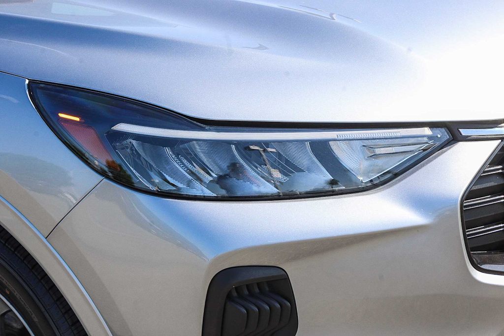 Thumbnail: 2024 Ford Escape - 18
