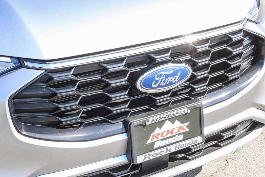 Thumbnail: 2024 Ford Escape - 19