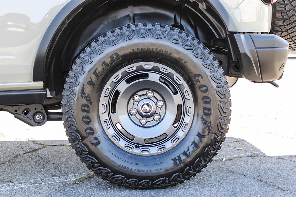 Thumbnail: 2022 Ford Bronco - 20