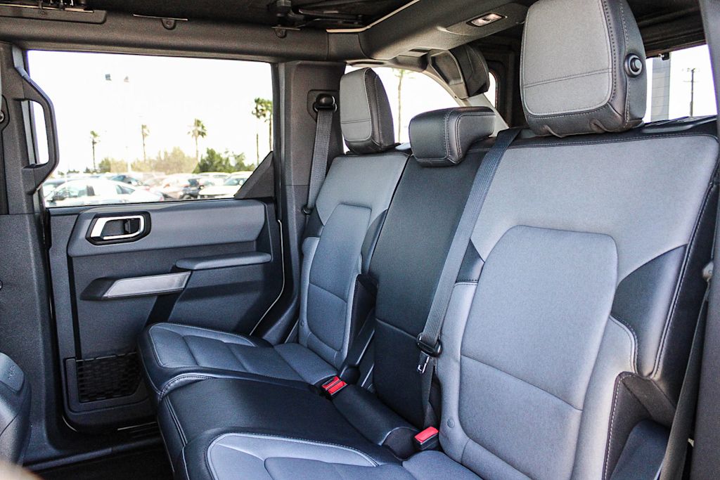 Thumbnail: 2022 Ford Bronco - 10