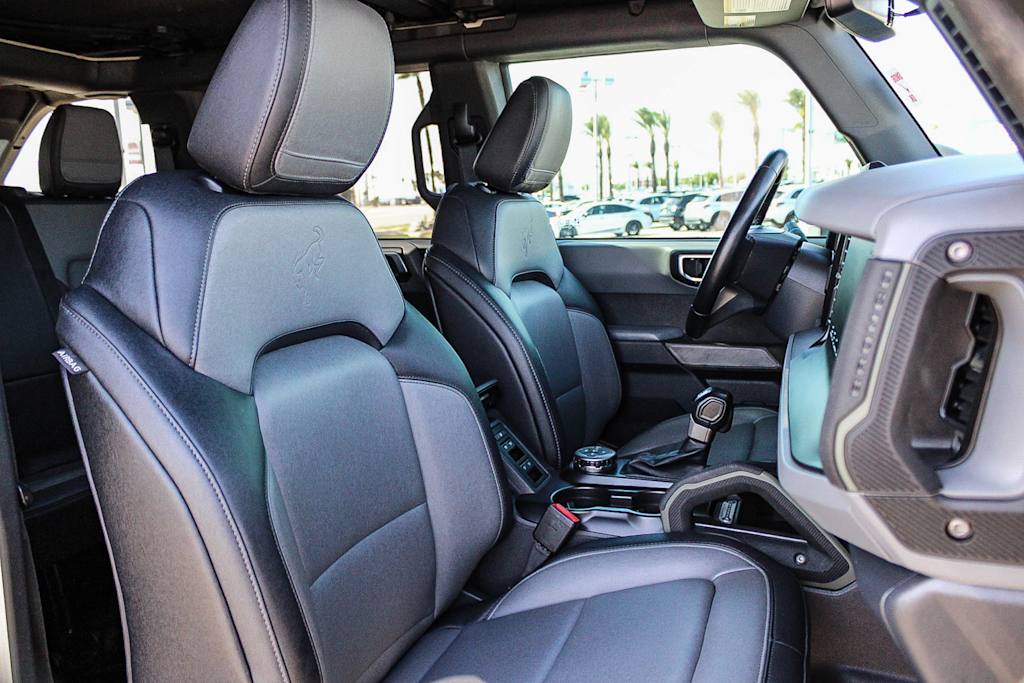 Thumbnail: 2022 Ford Bronco - 8