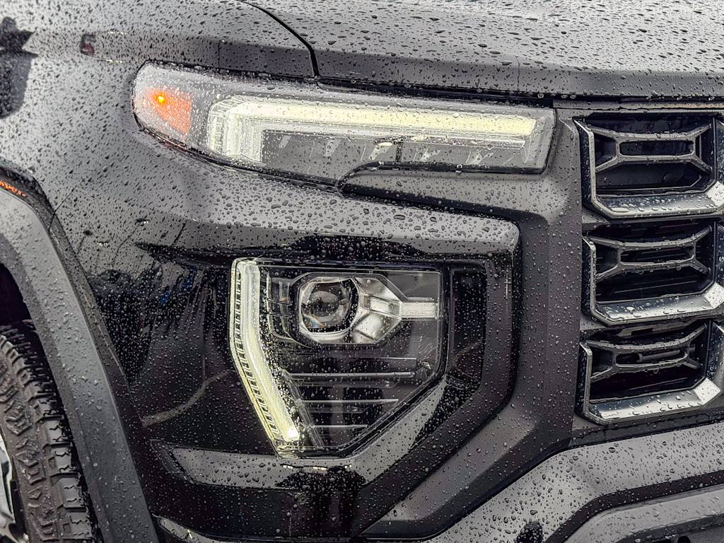 Thumbnail: 2023 GMC Canyon - 16