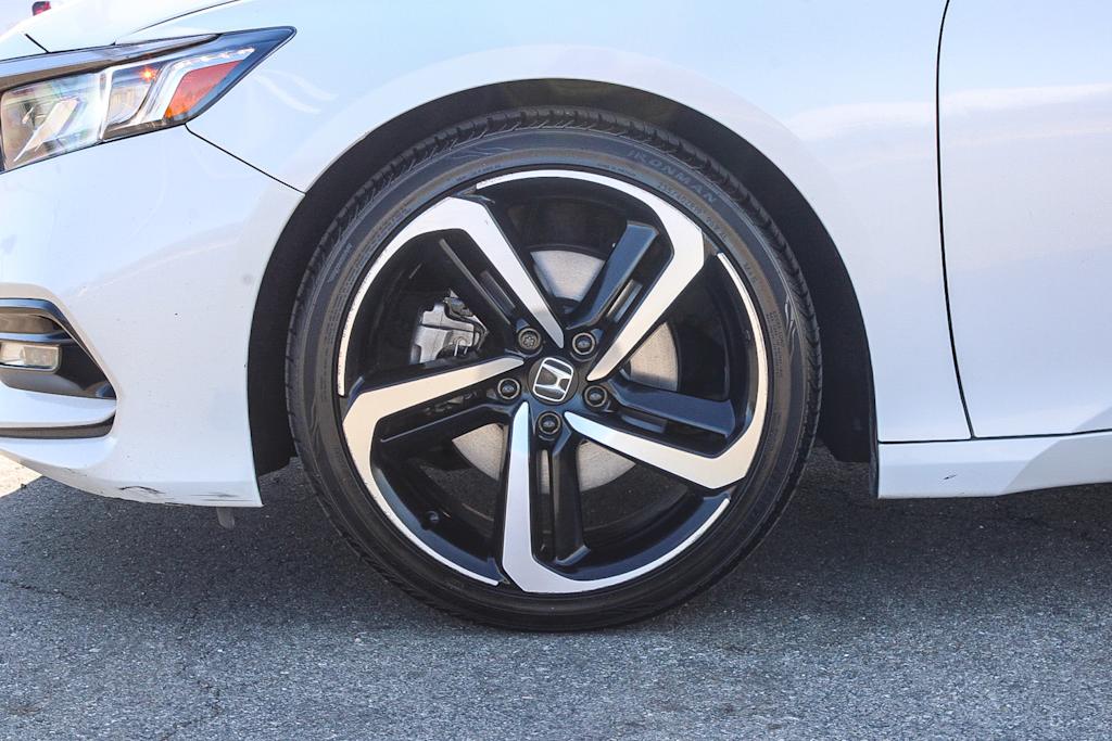 Thumbnail: 2018 Honda Accord - 23