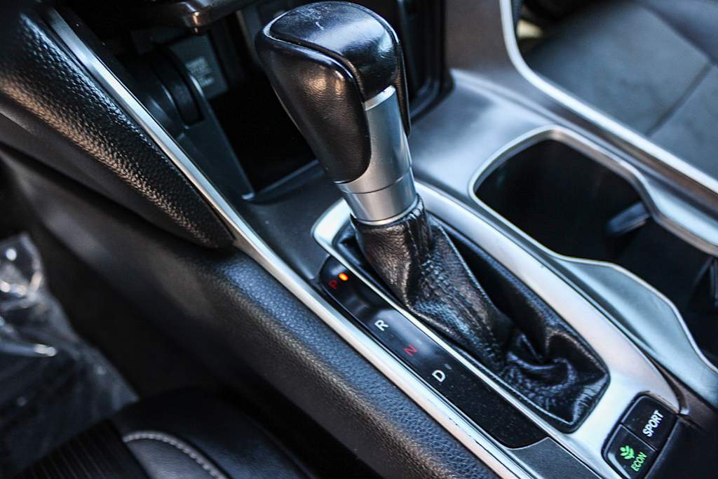 Thumbnail: 2019 Honda Accord - 15